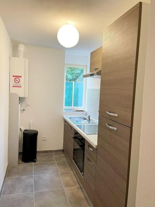 Rm-0 - Appartement F2 Au Rdc A Mulhouse Pour 1-2 Pers Eksteriør bilde